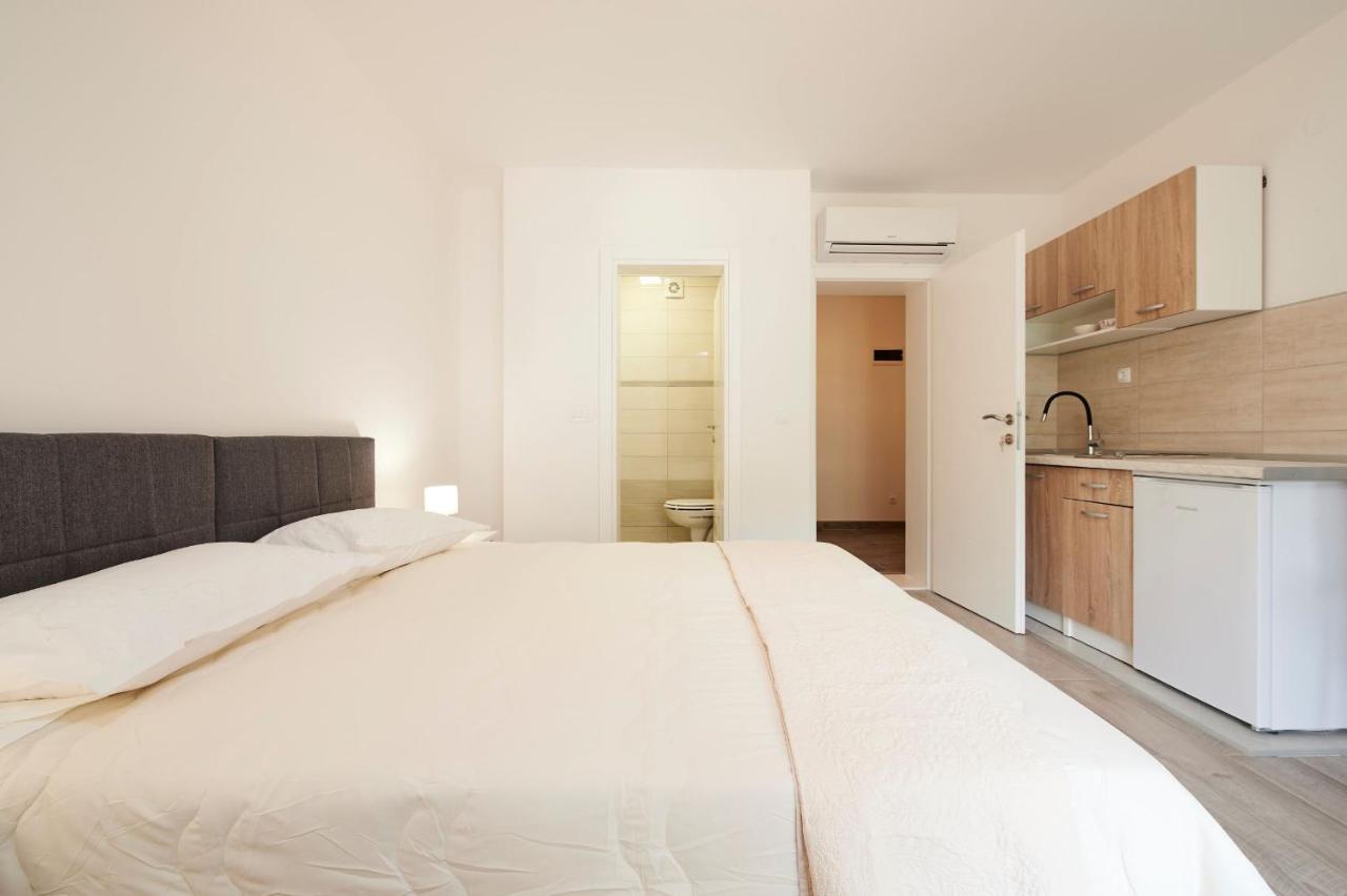 Appartement Cutan à Trogir Extérieur photo