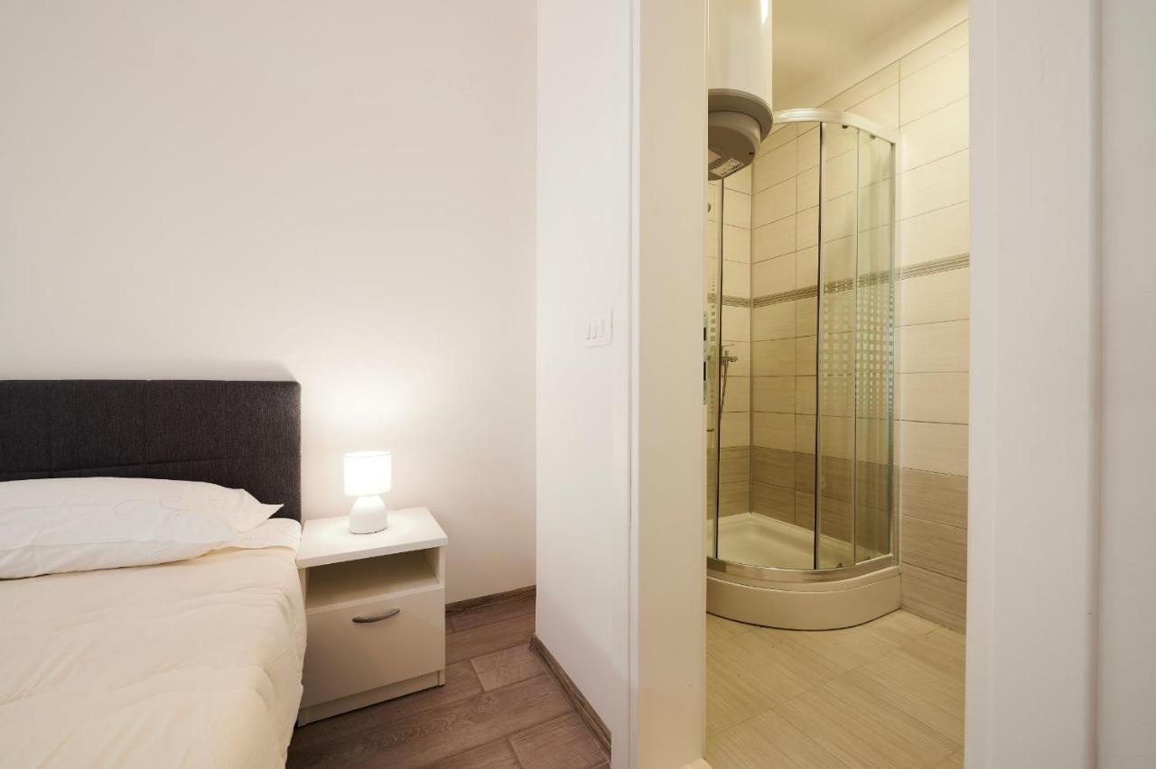 Appartement Cutan à Trogir Extérieur photo
