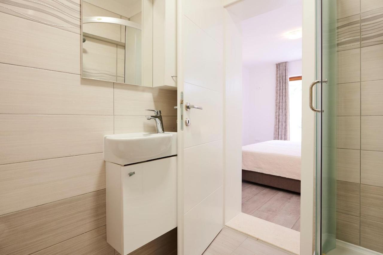 Appartement Cutan à Trogir Extérieur photo