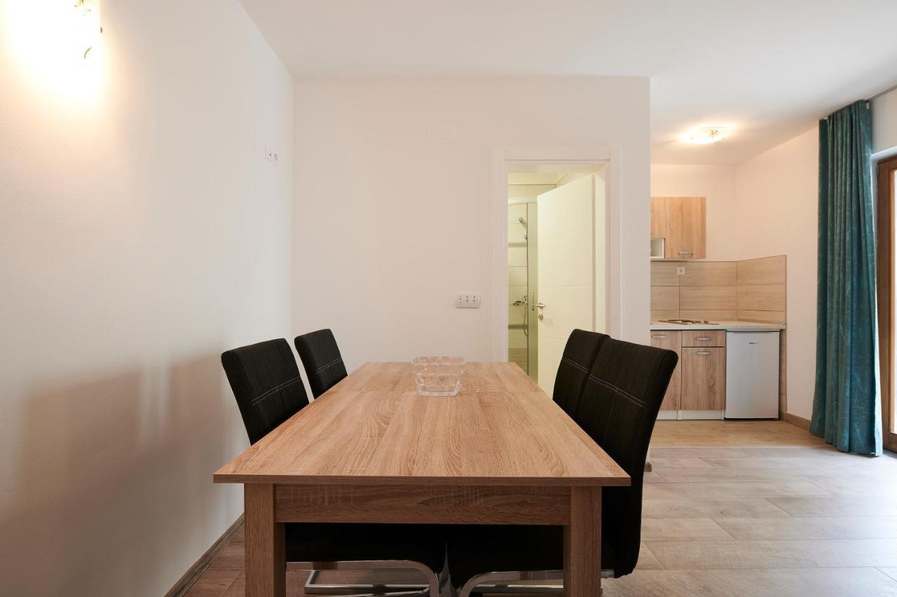 Appartement Cutan à Trogir Extérieur photo