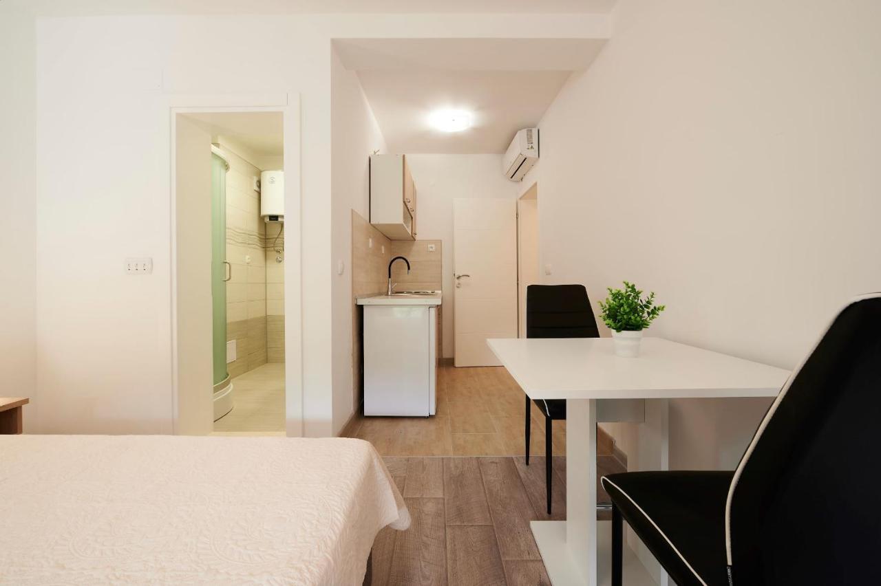 Appartement Cutan à Trogir Extérieur photo
